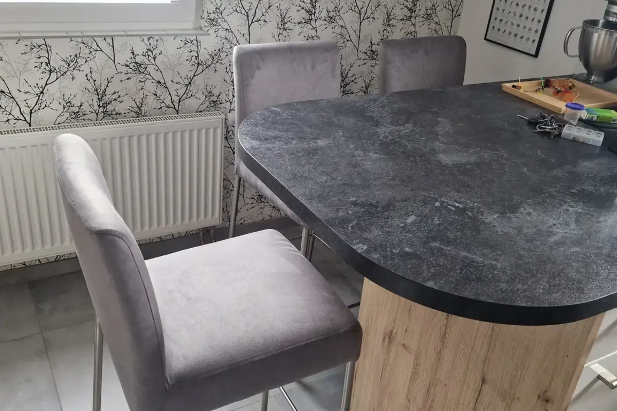 Polsterei Hoxha & Miller - Polstermöbelstücke 4 Barhocker-Set Samtbezug